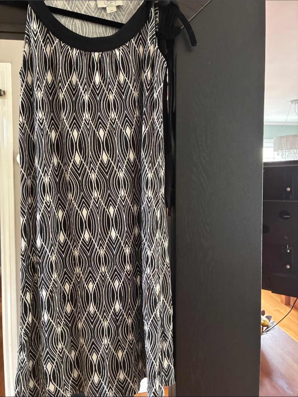 LOFT Black & White Geometric Sleeveless Summer Dress, Petite small